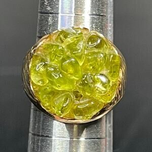 Vtg Peridot Ring Stone Chip Cluster Textured August Birthstone Sz 6